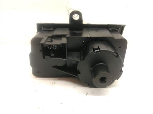 Headlight switch MERCEDES-BENZ E-CLASS (W211) E 220 CDI (211.006) | BP15201063I24 