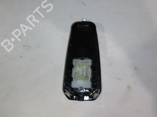 switch-renault-trafic-iii-van-fg_-2014-23162433 main image