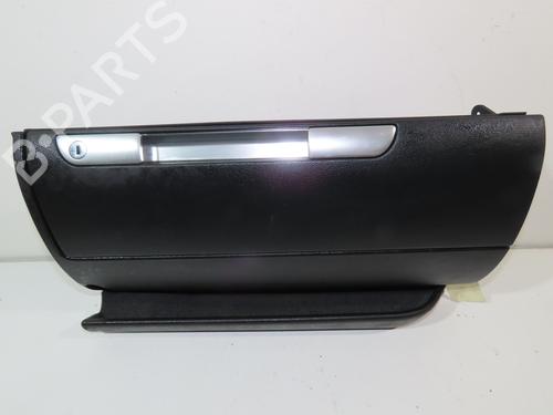 Used Glove box AUDI TT Roadster (8N9) 1.8 T (180 hp) 16243104