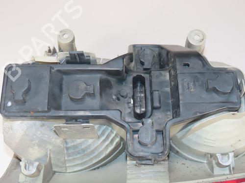 Used Left taillight VW TOURAN (1T1, 1T2) 1.9 TDI (90 hp) 30825255