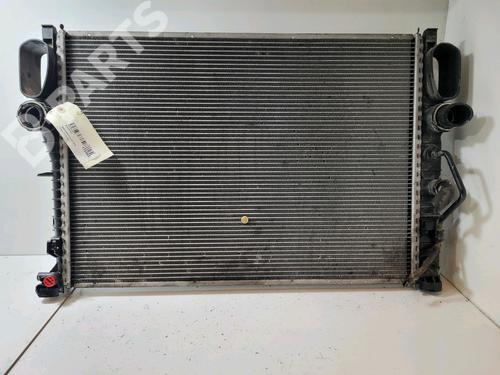 Used Water radiator Water radiator MERCEDES-BENZ E-CLASS (W211) E 220 CDI (211.006) (150 hp) 9025895 9025895