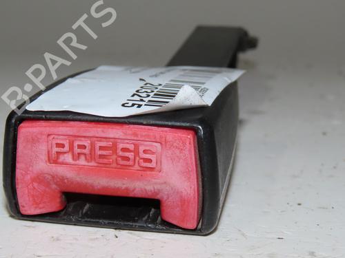 Used Seat buckle RENAULT CLIO III (BR0/1, CR0/1) 1.5 dCi (C/BR0G, C/BR1G) (68 hp) 23161762