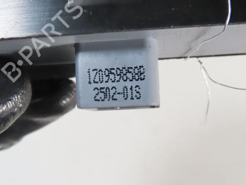 Used Left front window switch SKODA YETI (5L) 1.2 TSI (105 hp) 30048065