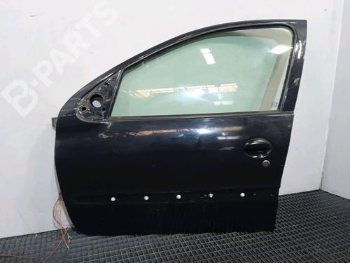 Used Left front door PEUGEOT 206+ (2L_, 2M_) 1.1 (60 hp) 9873062