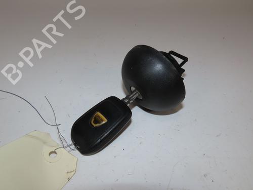 Used Fuel flap DACIA DOKKER Box Body/MPV 1.5 dCi 75 / Blue dCi 75 (FEJW, FEAH) (75 hp) 17802757