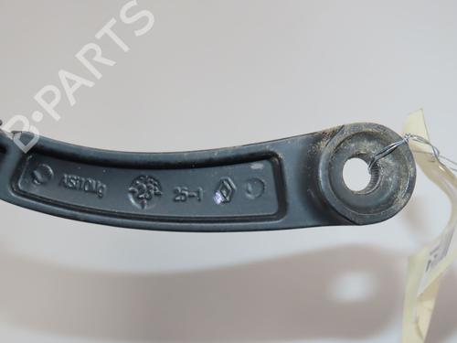 brazo-limpia-delantero-renault-express-box-bodympv-2021-36028885 main image