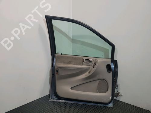 Used Left front door CHRYSLER VOYAGER IV (RG, RS) 2.5 CRD (141 hp) 23162850