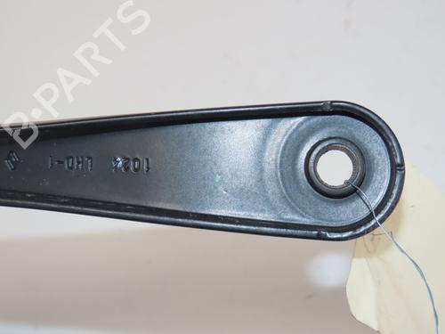 Used Front windshield wiper arm Front windshield wiper arm 38761646 38761646