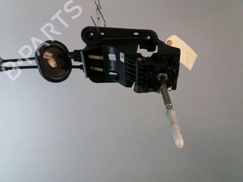 Gear lever PEUGEOT 2008 I (CU_) 1.2 THP 110 / PureTech 110 | BP14895145M90 