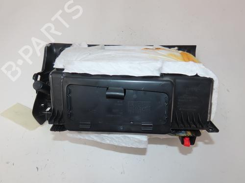Used Glove box Glove box 37624376 37624376
