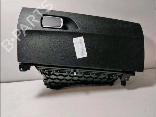 Used Glove box BMW 1 (F21) 118 d (143 hp) 10685665