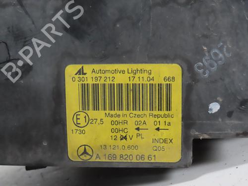 Right headlight MERCEDES-BENZ A-CLASS (W169) A 180 CDI (169.007, 169.307) | BP31820701C29