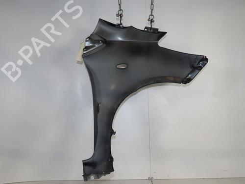 Used Left front fenders TOYOTA YARIS (_P9_) 1.4 D-4D (NLP90_, NLP90R) (90 hp) 31277228