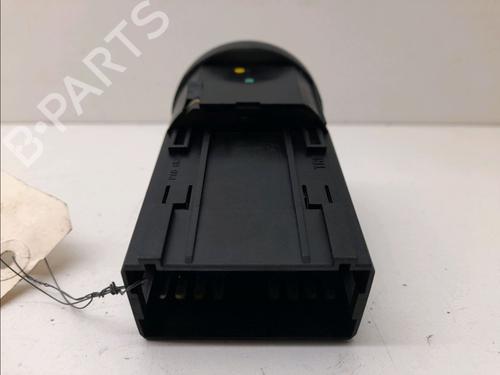 Used Headlight switch Headlight switch VW GOLF IV (1J1) 1.9 SDI (68 hp) 9006759 9006759