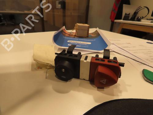 Warning switch RENAULT MEGANE II (BM0/1_, CM0/1_) 1.5 dCi (BM0F, BM0T, BM2B, CM0F, CM0T) | BP23161060I22 