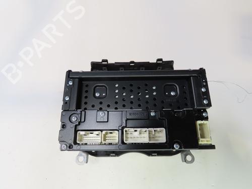 Used Radio TOYOTA YARIS (_P9_) 1.4 D-4D (NLP90_, NLP90R) (90 hp) 17731366