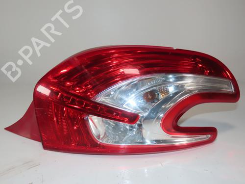 Used Right taillight Right taillight 33031828 33031828