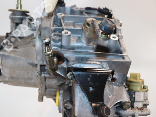 gearbox-peugeot-partner-mpv-5_-g_-1996-39996658 main image