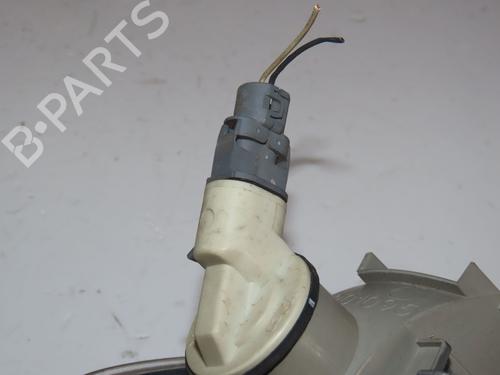 Clignotant avant droit RENAULT MEGANE I (BA0/1_) 1.6 e (BA0F, BA0S) (90 hp) 32075944