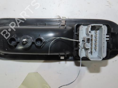 Used Left front window switch RENAULT TWINGO II (CN0_) 1.5 dCi (CN0E) (64 hp) 29414877
