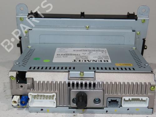 Used Radio RENAULT CLIO IV (BH_) 1.5 dCi 90 (90 hp) 24378775