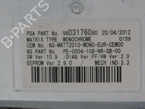 Used Instrument cluster CITROËN DS5 2.0 HDi 165 (163 hp) 28445634