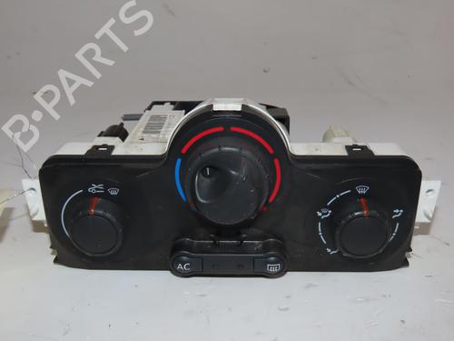 Used Climate control RENAULT MEGANE II (BM0/1_, CM0/1_) 1.5 dCi (BM1E, CM1E) (106 hp) 19104479