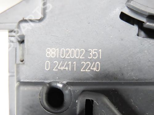 Used Headlight switch RENAULT CLIO III (BR0/1, CR0/1) 1.2 16V (BR02, BR0J, BR11, CR02, CR0J, CR11) (75 hp) 30630156