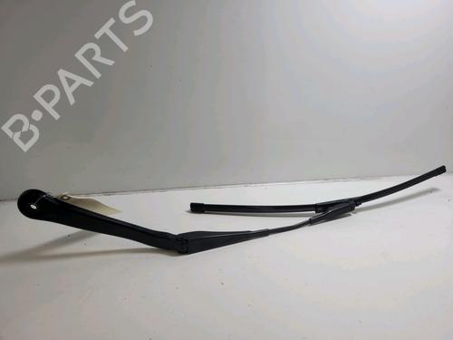 Used Front windshield wiper arm BMW 3 (E90) 330 d (245 hp) 14901392