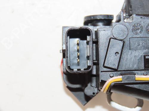Used Tailgate lock Tailgate lock PEUGEOT 5008 II (MC_, MJ_, MR_, M4_) 1.5 BlueHDi 130 (MCYHZJ, MCYHZR, MCYHZX) (131 hp) 33770138 33770138