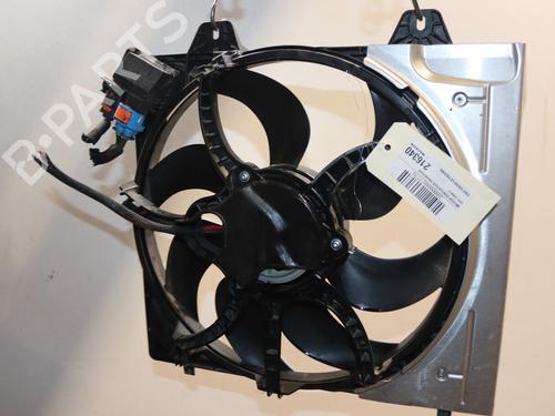 Used Radiator fan OPEL CORSA F (P2JO) 1.2 (68) (101 hp) 30556441