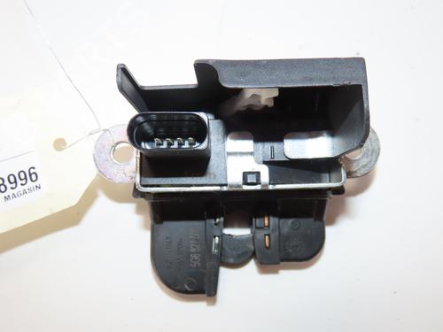 tailgate-lock-vw-golf-vii-5g1-bq1-be1-be2-2012-2013-2014-2015-2016-2017-2018-2019-2020-2021-28136766 main image