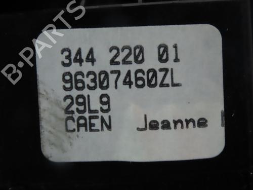 Used Headlight switch PEUGEOT 206 Hatchback (2A/C) 1.6 i (89 hp) 26014640