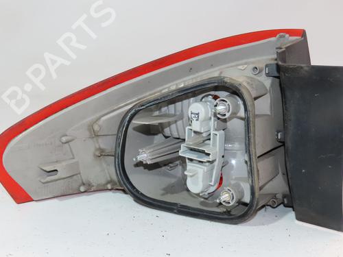 Used Right taillight FORD MONDEO IV (BA7) 2.0 TDCi (140 hp) 28285374