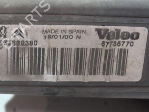 Used Left headlight PEUGEOT 206 Hatchback (2A/C) 1.1 i (60 hp) 27352523