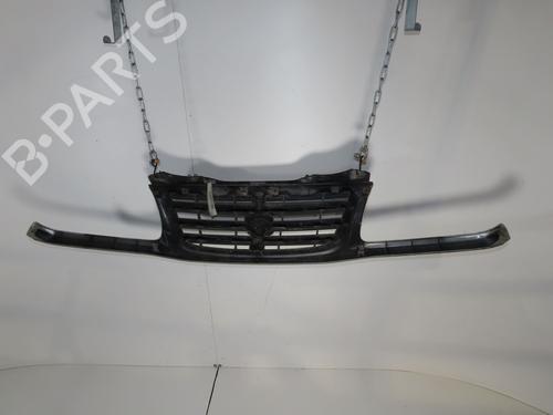 Grill SUZUKI GRAND VITARA I (FT, HT) 2.0 HDI 110 4x4 (SQ420D, TD82V) (109 hp) 32740386