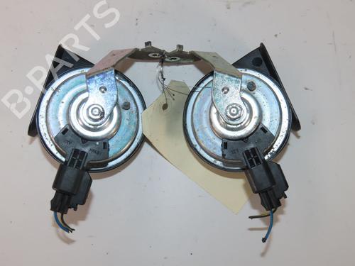 Used Horn VOLVO V40 Hatchback (525) T2 GTDi (120 hp) 27887006