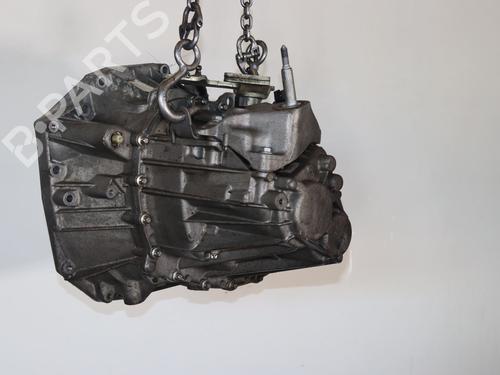 Used Gearbox RENAULT CAPTUR I (J5_, H5_) 1.5 dCi 110 (110 hp) 16203618
