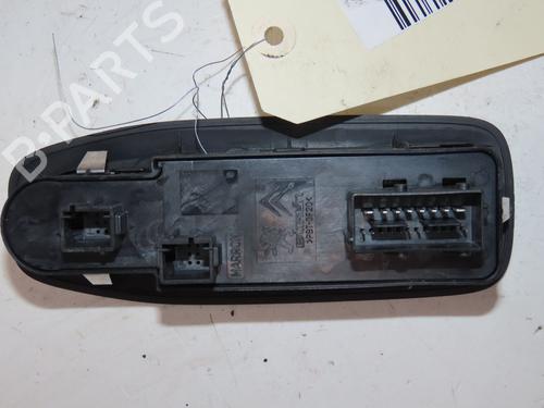 Used Left front window switch Left front window switch PEUGEOT 208 I (CA_, CC_) 1.6 HDi (92 hp) 34175557 34175557