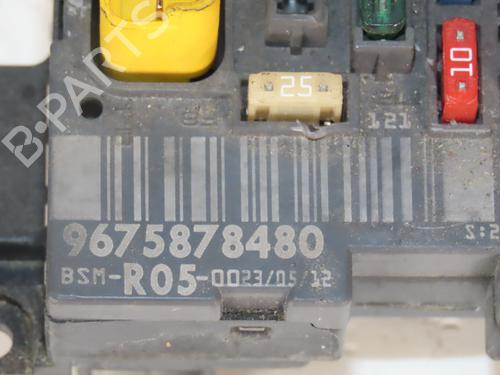Fuse box PEUGEOT 308 I (4A_, 4C_) 1.6 HDi | BP29929797E1 