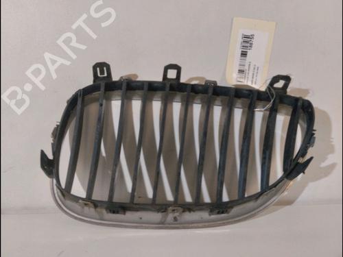 Used Grille BMW 5 (E60) 520 d (163 hp) 11016697