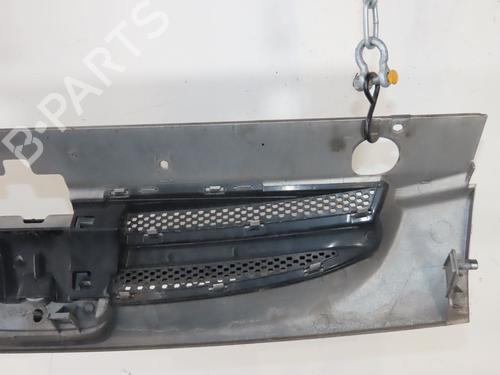 Used Grille Grille 37597482 37597482