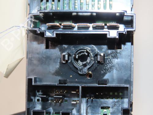 Used Climate control VW POLO VI (AW1, BZ1, AE1) 1.0 TSI (95 hp) 30117690