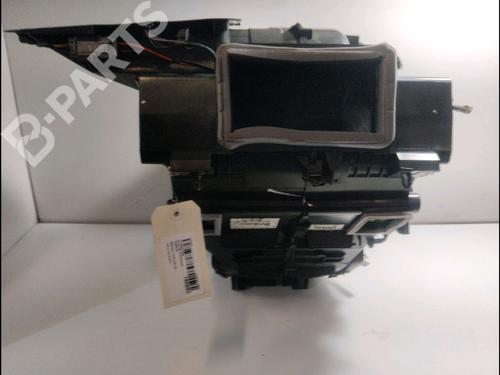 Used Heater matrix box Heater matrix box RENAULT CLIO IV (BH_) 1.2 TCe 120 (BHAU) (118 hp) 10685254 10685254