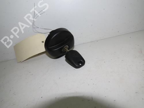 Fuel flap PEUGEOT 208 I (CA_, CC_) 1.6 BlueHDi 120 | BP16781956C131