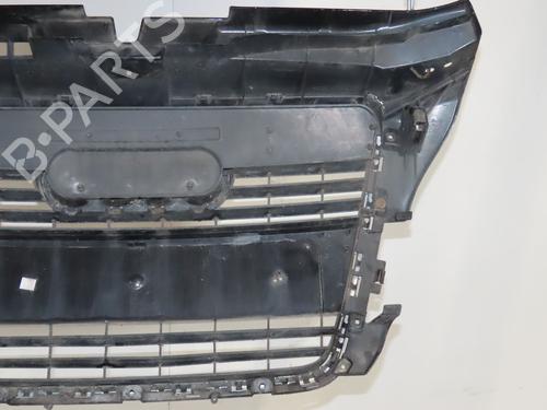 Używane Atrapa chłodnicy / Grill AUDI A3 Sportback (8PA) 1.6 TDI (105 hp) 30740411