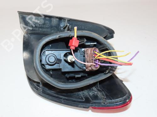 Used Left taillight Left taillight 17996623 17996623