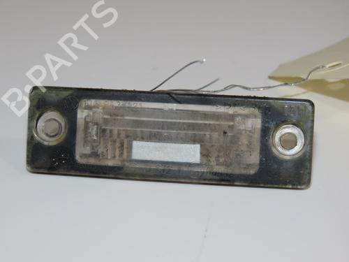 Used Licence plate light VW POLO (6N2) 1.4 (60 hp) 20141027