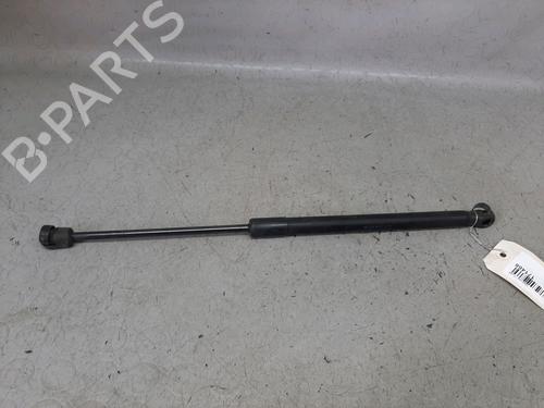 Siłownik klapy tylnej / bagażnika SUZUKI SWIFT III (MZ, EZ) 1.3 DDiS (RS413D) 8180162811
