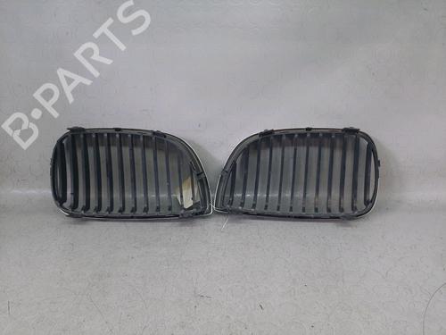 Used Grille Grille BMW 1 (E87) 118 d (122 hp) 9011014 9011014